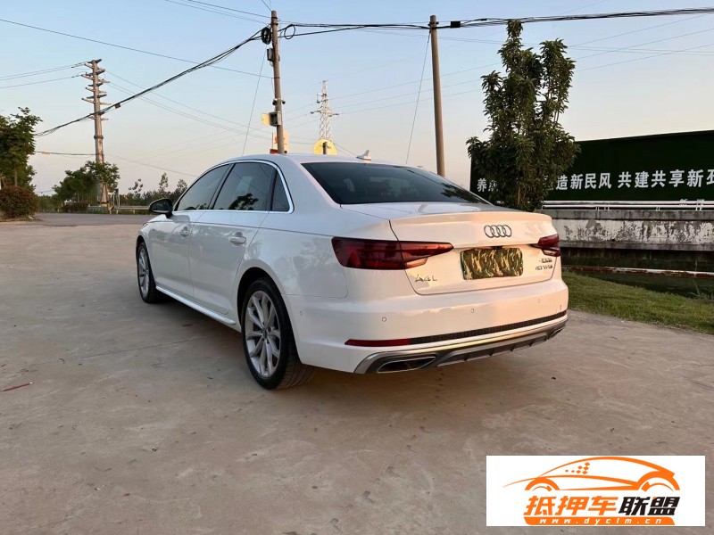  20年奧迪A4L轎車 