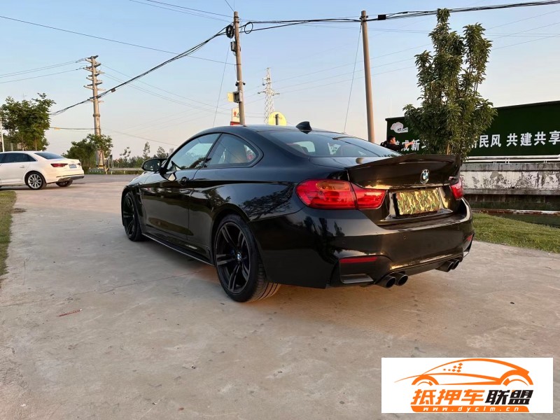  16年寶馬M4轎車 