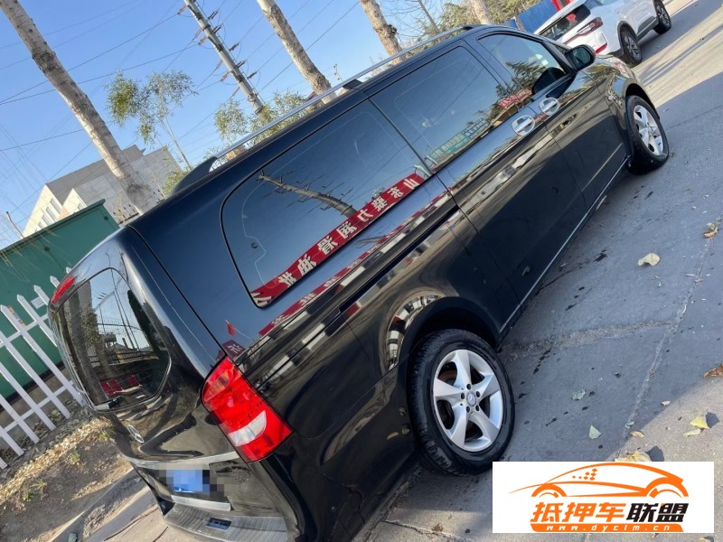  17年奔馳威霆SUV 