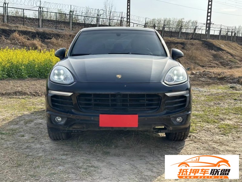  15年保時(shí)捷卡宴轎車 