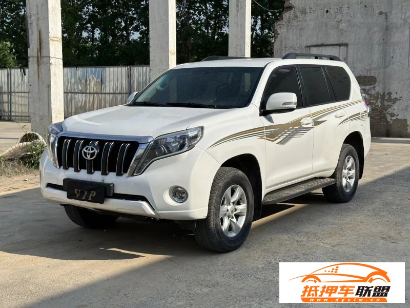  13年豐田普拉多轎車 