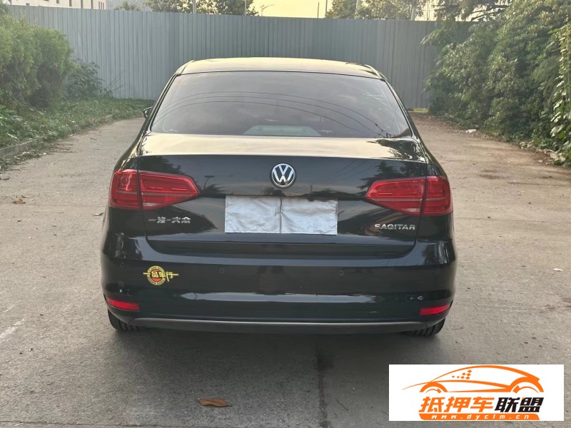  16年大眾速騰轎車 