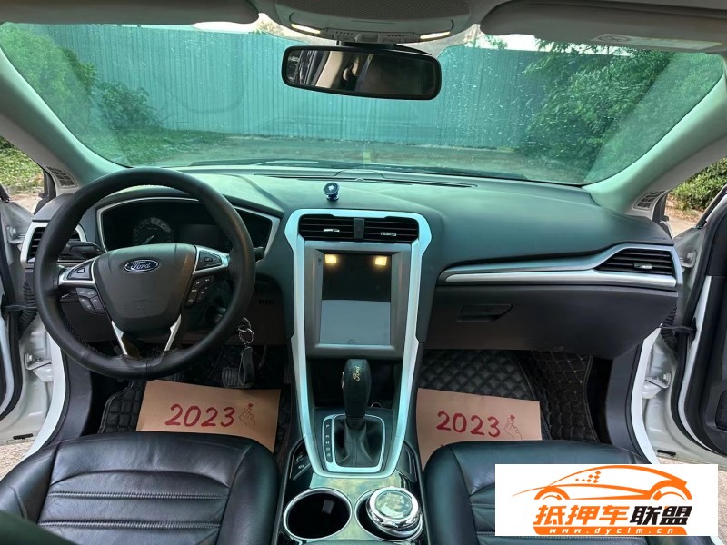  14年福特蒙迪歐轎車 