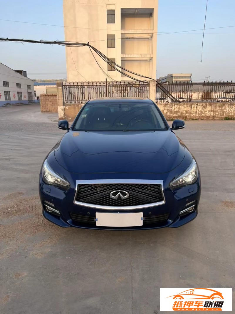  17年英菲尼迪Q50轎車 