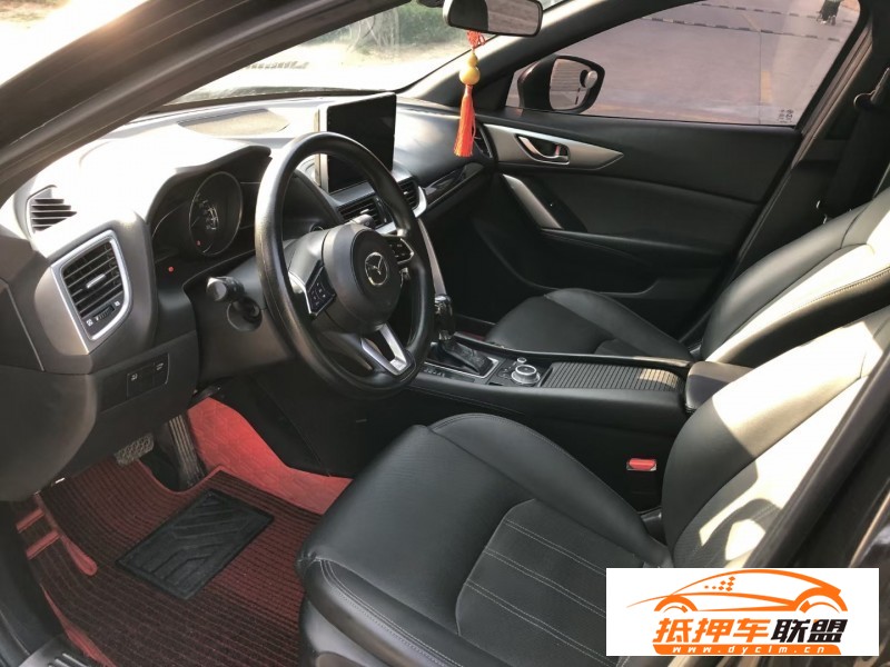  17年馬自達CX-4轎車 