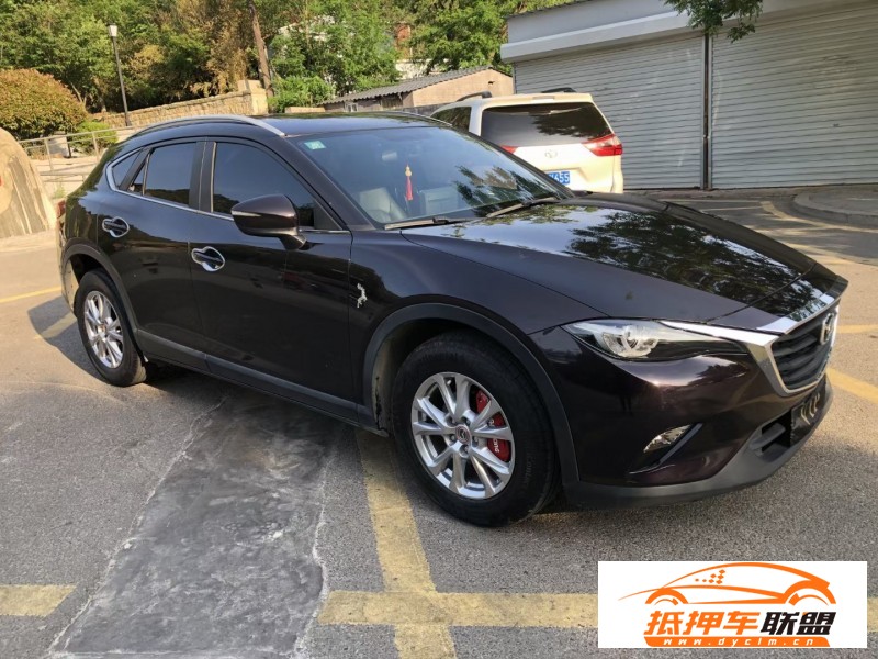  17年馬自達CX-4轎車 