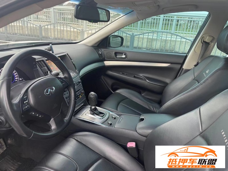  14年英菲尼迪G25轎車 