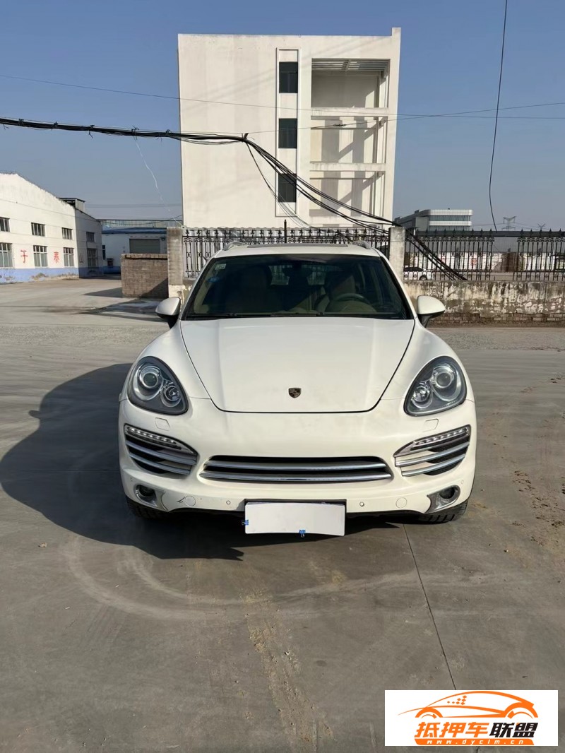  13年保時捷卡宴轎車 