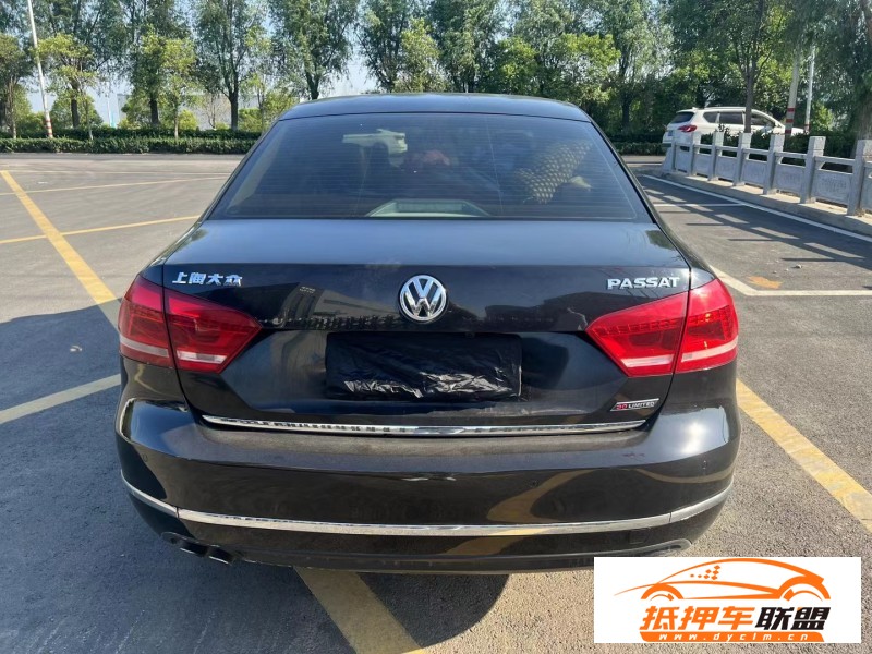  14年大眾帕薩特轎車 
