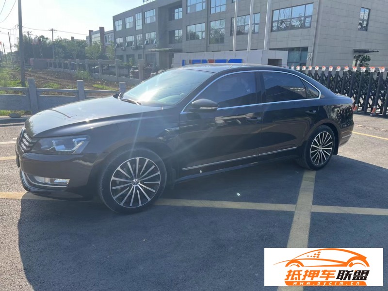  14年大眾帕薩特轎車 