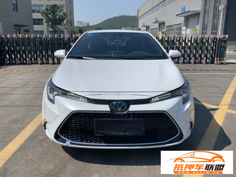  20年豐田雷凌轎車 