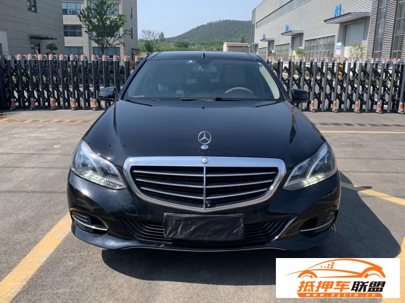  15年奔馳E級轎車 