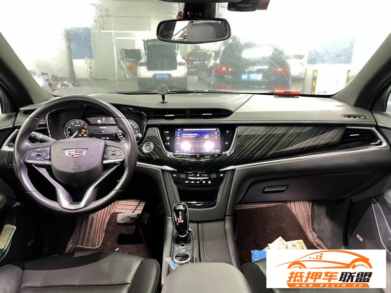  20年凱迪拉克xt6轎車 