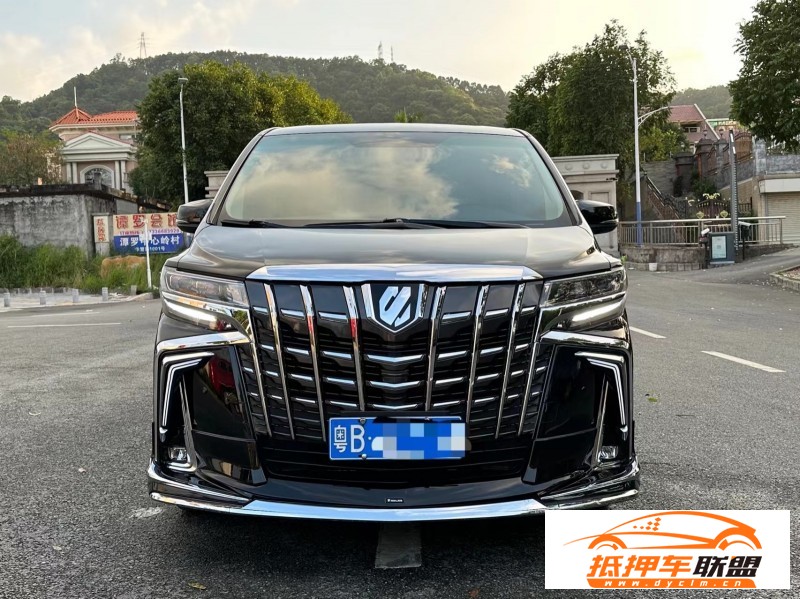  13年豐田埃爾法轎車 