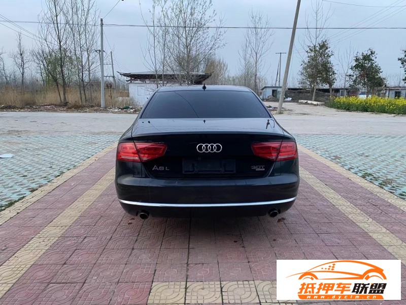  11年奧迪A8轎車 