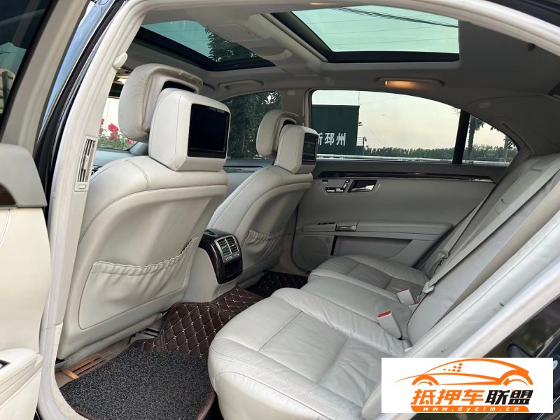  12年奔馳S轎車(chē) 