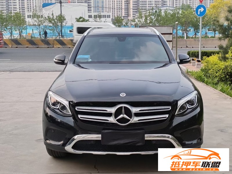  19年奔馳GLCSUV 