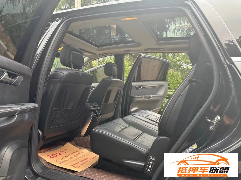  17年奔馳R轎車 