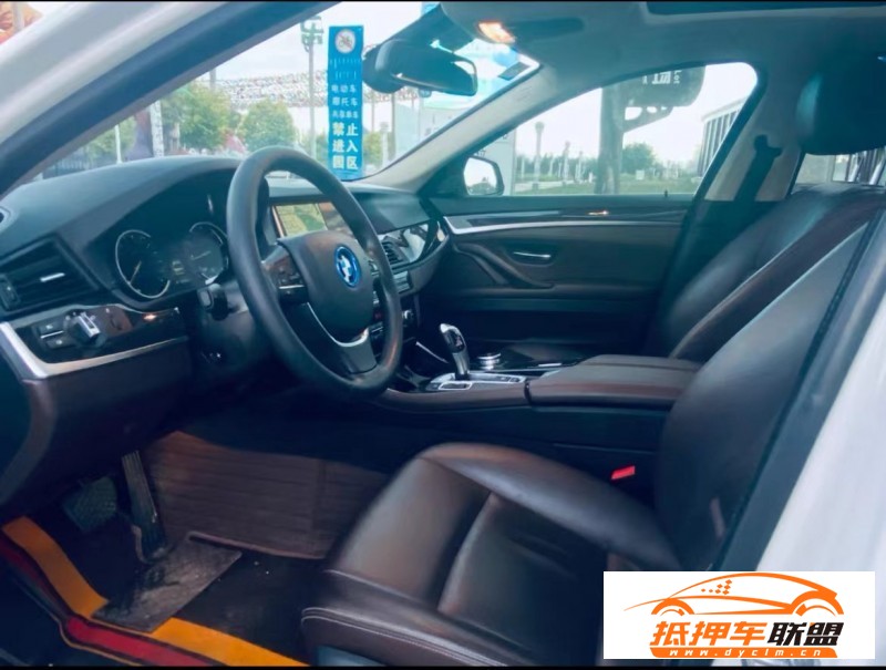  16年寶馬5系轎車 