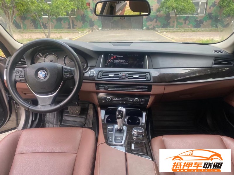  15年寶馬5系轎車 
