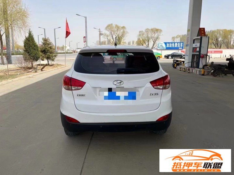  17年現(xiàn)代ix35轎車 