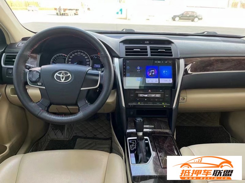  18年豐田凱美瑞轎車 