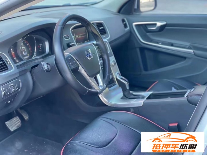  16年沃爾沃S60轎車 
