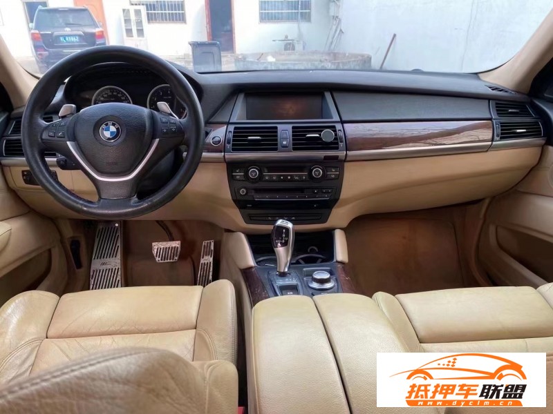  09年寶馬X6轎車 