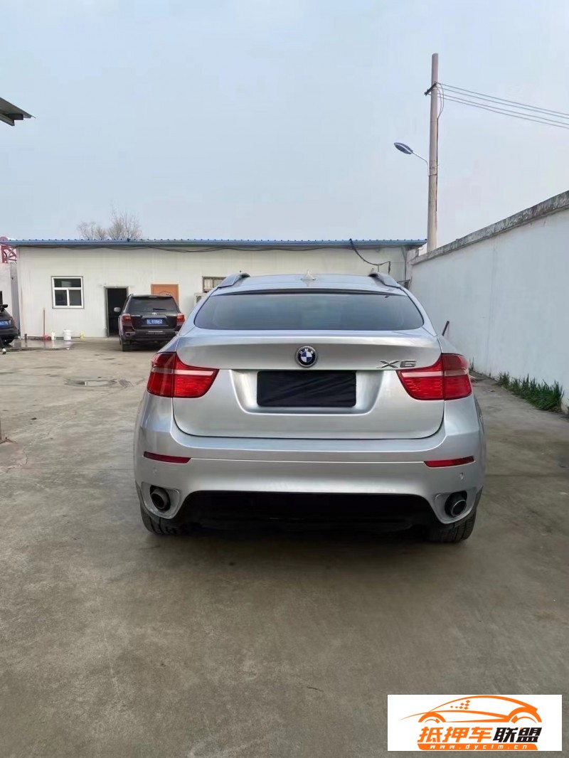  09年寶馬X6轎車 