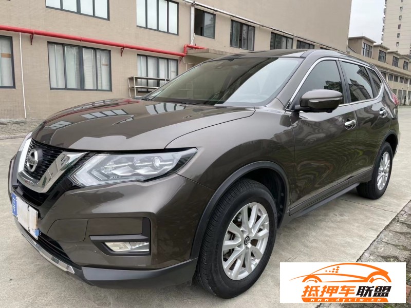  21年日產(chǎn)奇駿轎車 