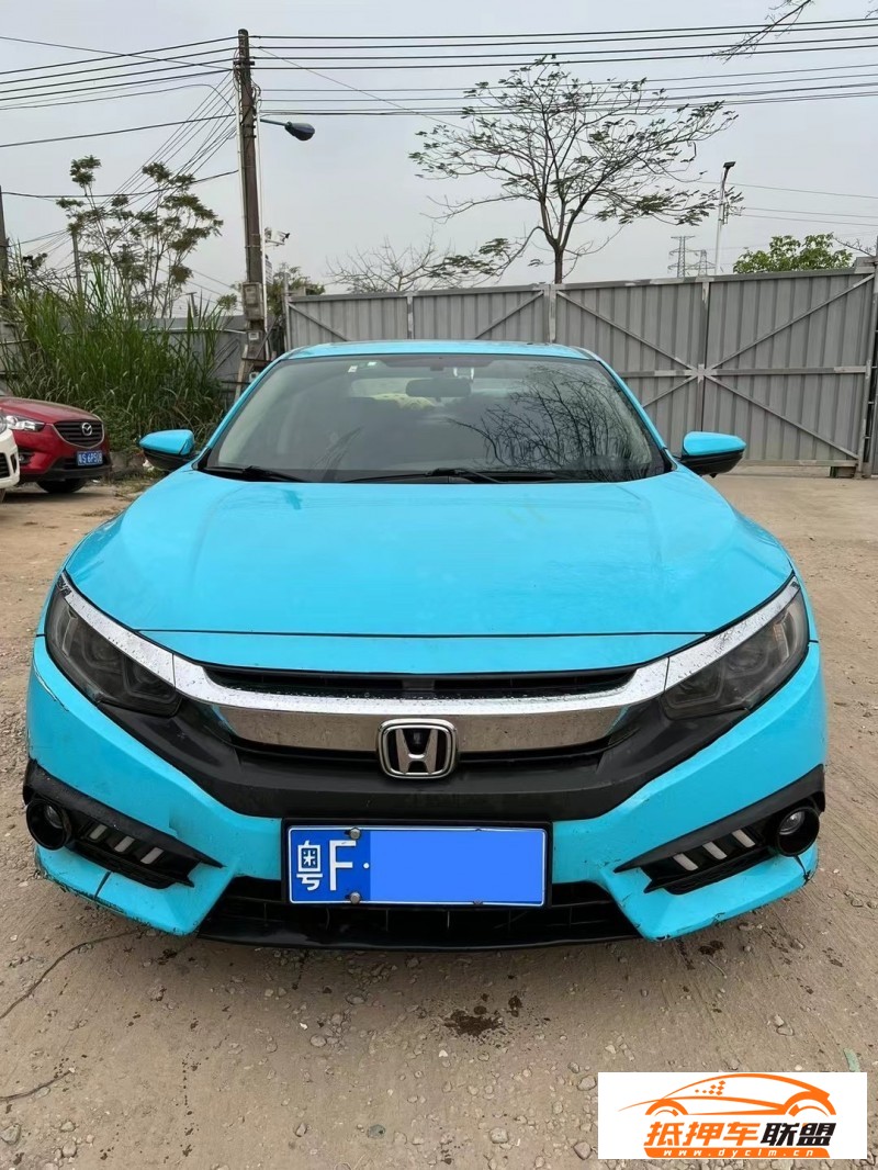  17年本田思域轎車 