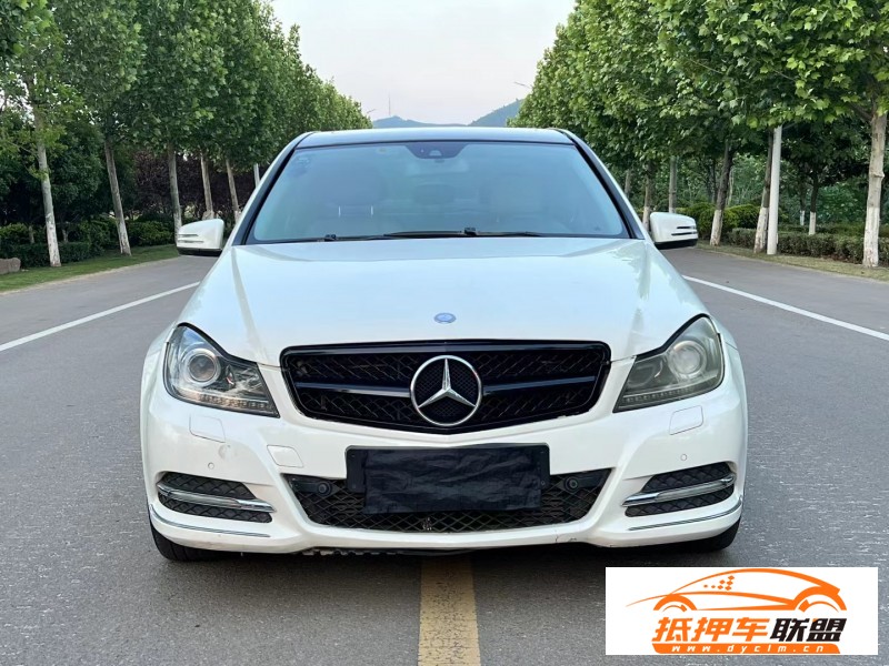  12年奔馳C級轎車 