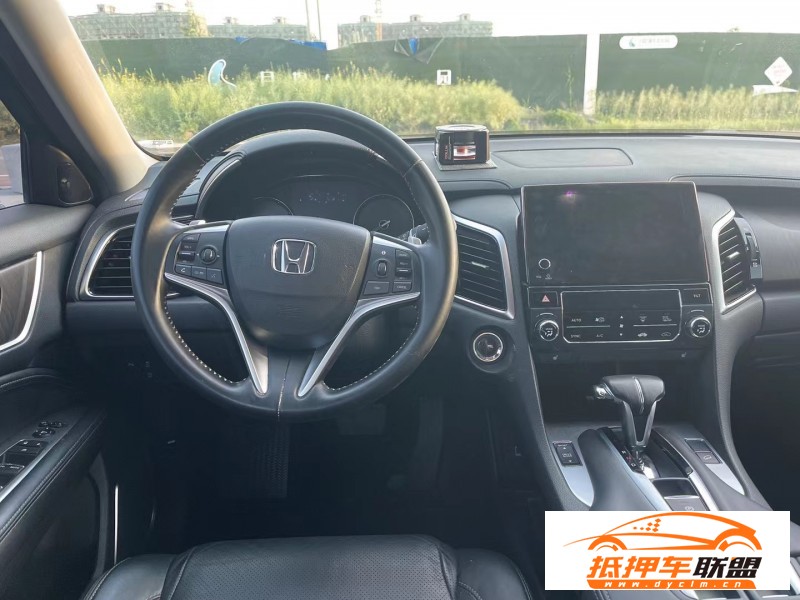  20年本田冠道轎車 