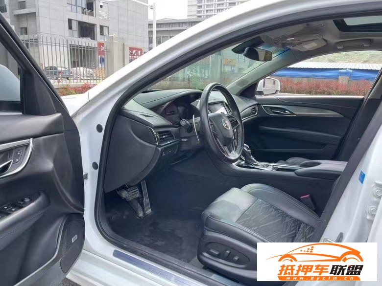  15年凱迪拉克ATS轎車 