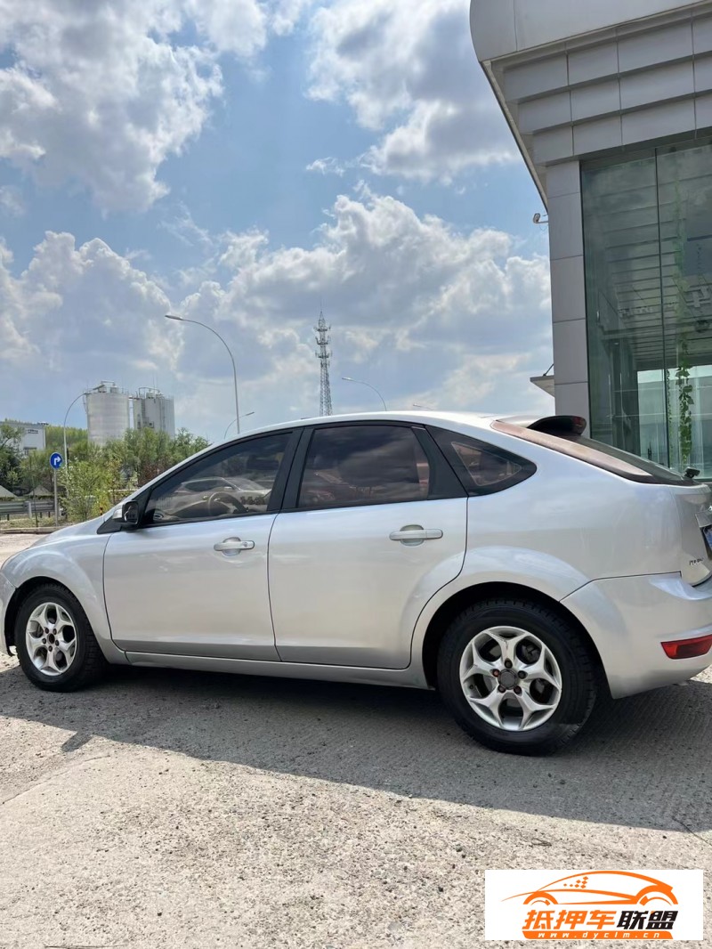  13年福特?？怂罐I車 
