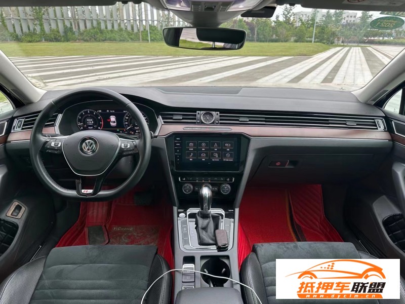  19年大眾邁騰轎車 