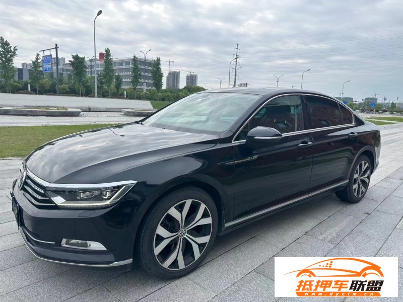  19年大眾邁騰轎車 