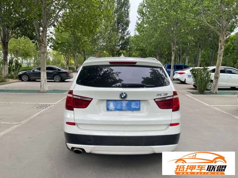  13年寶馬X3轎車 