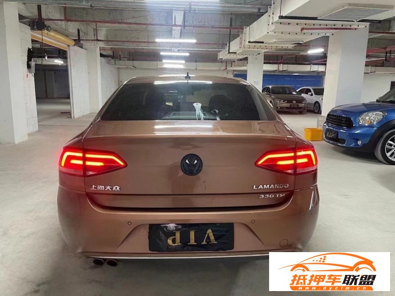  16年大眾凌渡轎車 