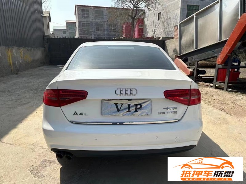  14年奧迪A4L轎車 