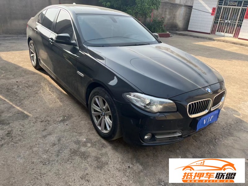  17年寶馬5系轎車 