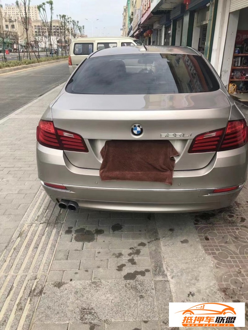  16年寶馬5系轎車 