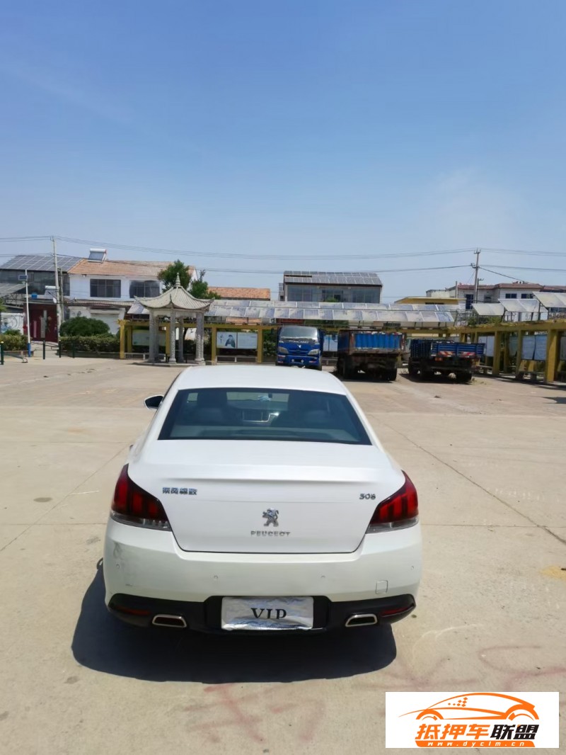  15年標(biāo)致508轎車 