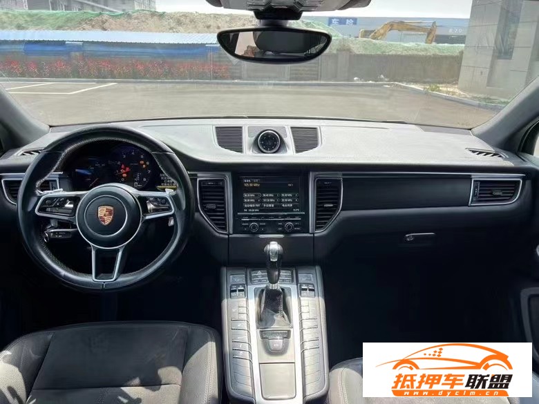  14年保時捷Macan邁凱轎車 