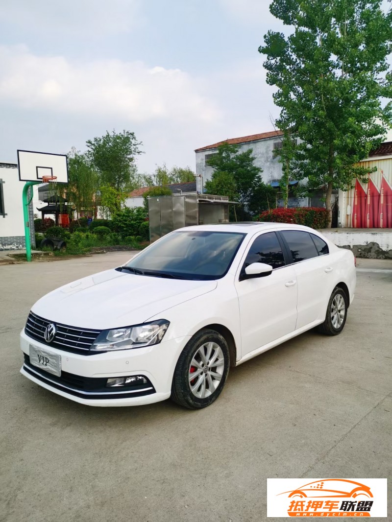  18年大眾朗逸轎車 
