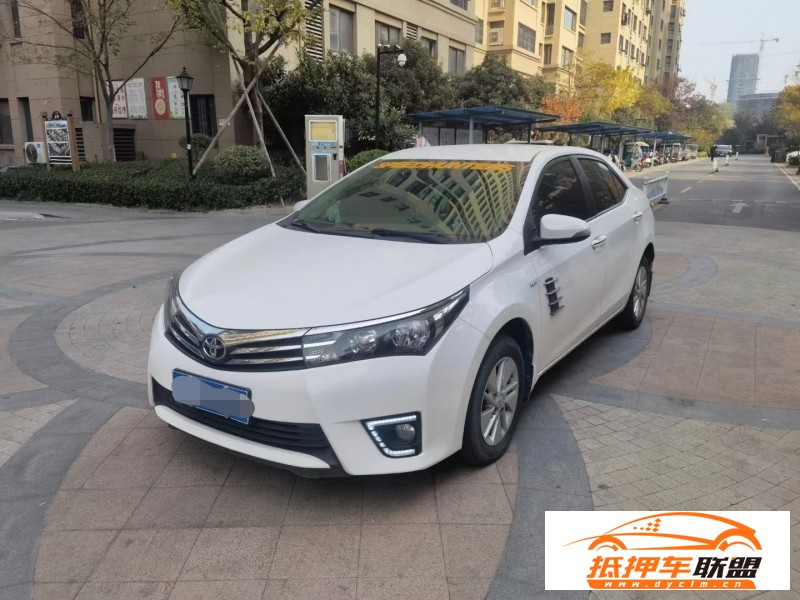  17年豐田卡羅拉轎車 
