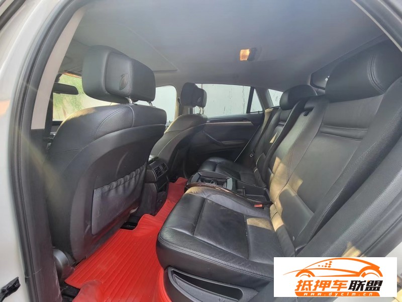  13年寶馬X6轎車 