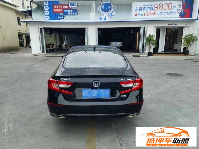  18年本田雅閣轎車 