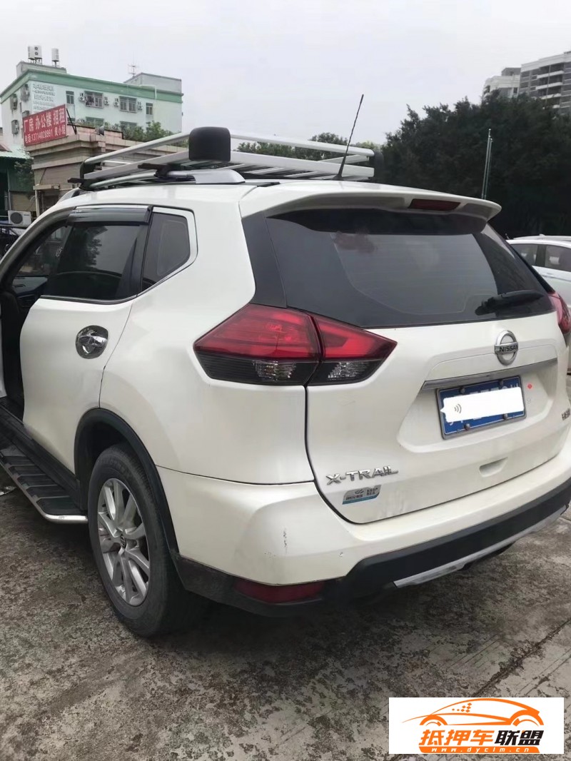  20年日產(chǎn)奇駿轎車 