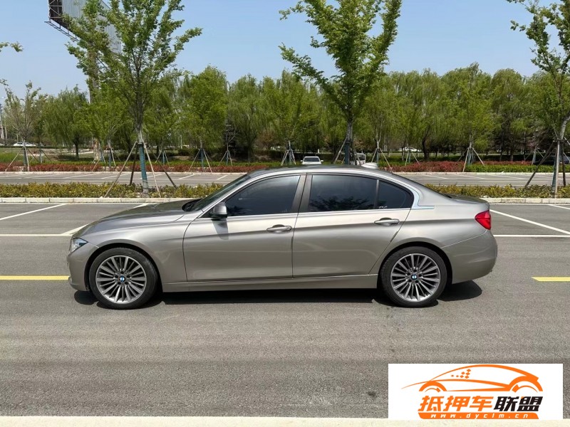  19年寶馬3系轎車 